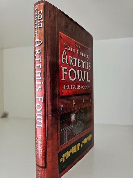 Kirja: Artemis Fowl Ikuisuuskoodi