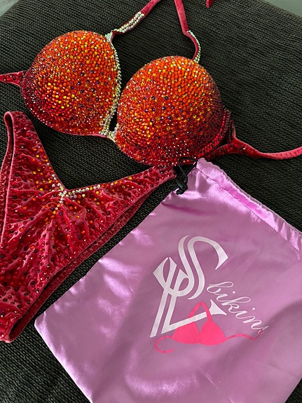 Bikini fitness kilpailuasu