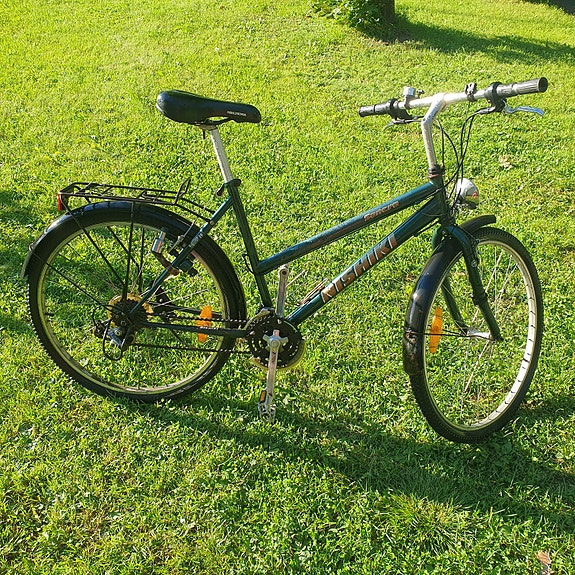 Nishiki maastopyörä