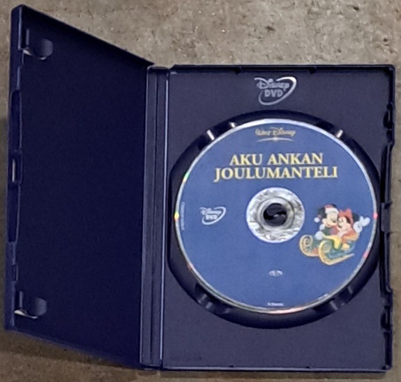 Aku ankan joulumanteli dvd