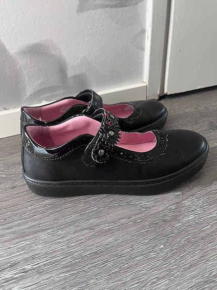 Kengät koko 33