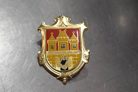 Product image 1 of 3