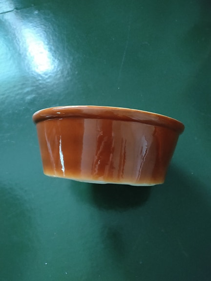 Tummanruskea Arabian uunivuoka/kulho