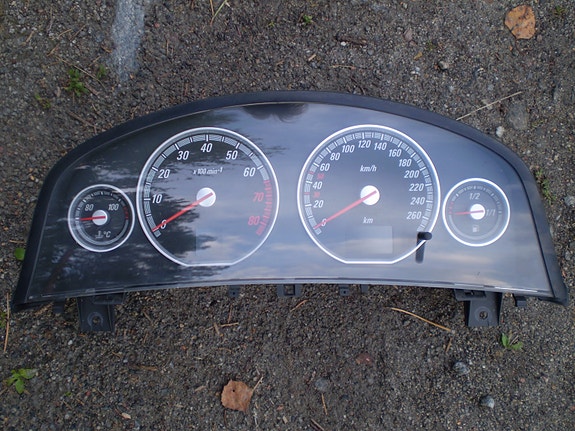 opel vectra c/signum 2.0t mittaristo