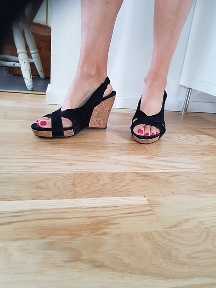 UGG nahkasandaalit 37