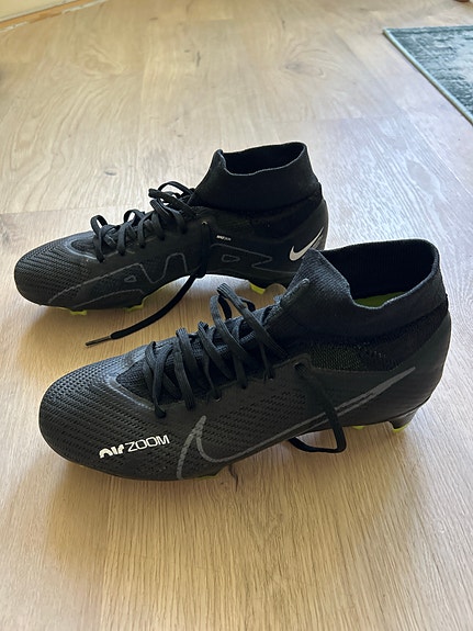 Nike Mercurial Air Zoom jalkapallo kengät koko 40