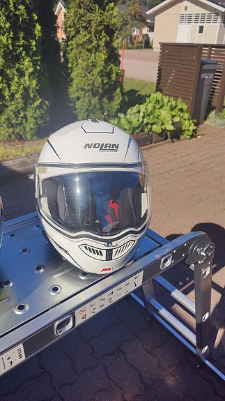 2 kpl Nolan N104 Evo avattavat kypärät kypäräpuhelimilla, koko M.