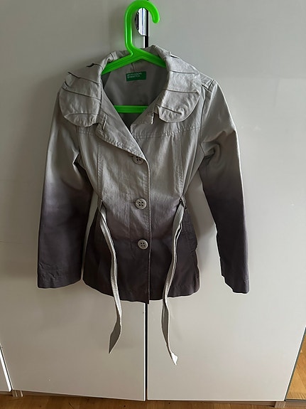 Tyttöjen takki Benetton koko 134