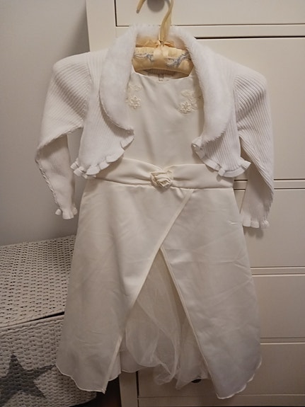 Ihana Vendin kermanvalkoinen juhlamekko, koko 116cm sekä bolero