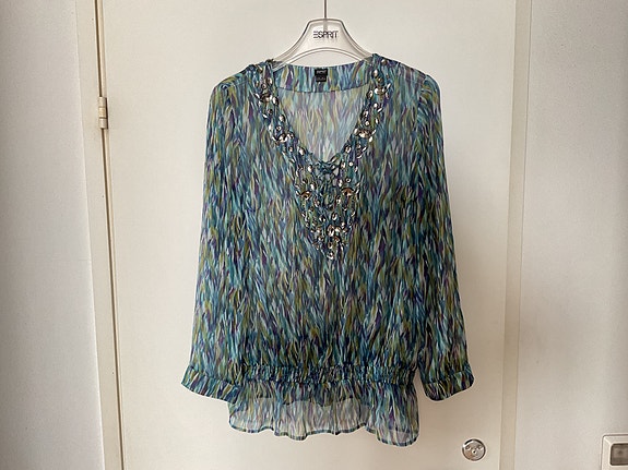 ESPRIT collection tunika ”jalokivillä”