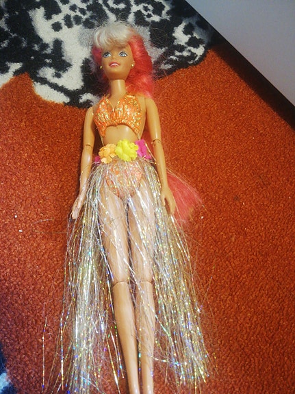 Hula hair barbie