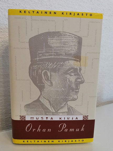 Orhan Pamuk : Musta kirja