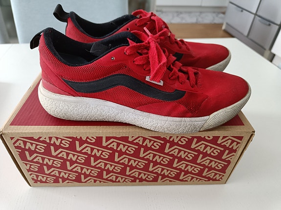 Upeat Vansit 39