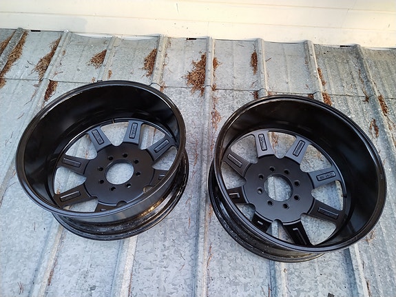 Dodge Chevrolet Dually vanteet 22x8.25"