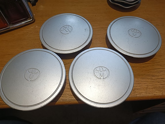 Product image 1 of 2