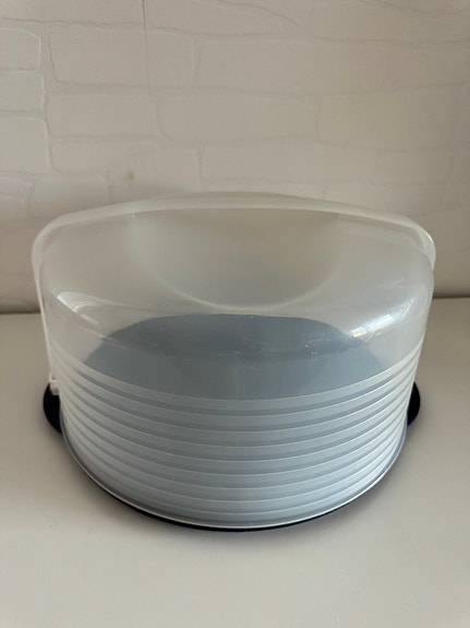 Tupperware kakkukupu