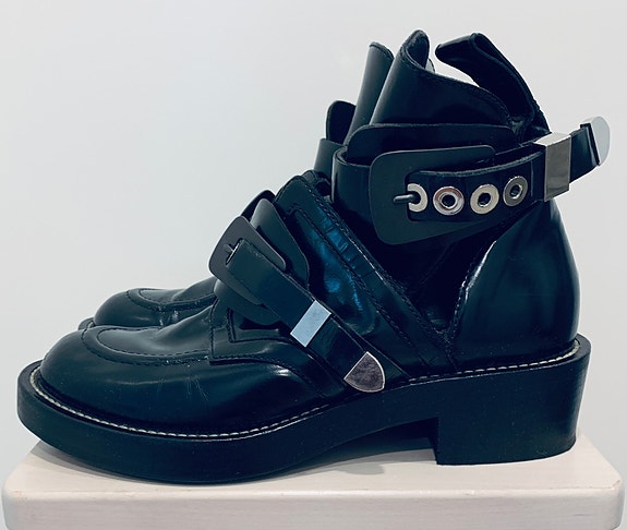 Balenciaga cut out boots, mustat nahkaiset bootsit, 39 1/2