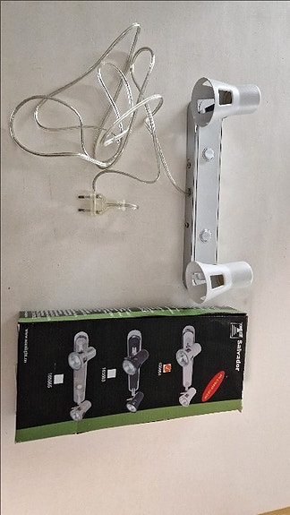 Product image 1 of 3