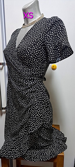 Mekko, kesämekko, juhlamekko, polka dot mekko, XS