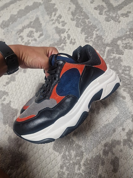 Product image 9 of 9