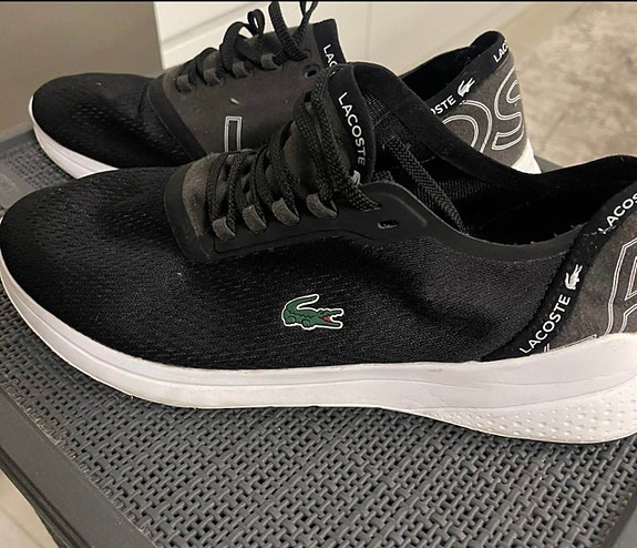 Lacoste kengät