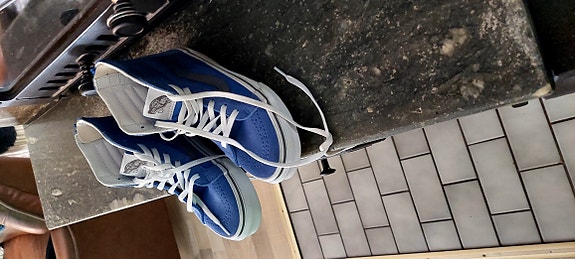 Uudet lasten Vans tennarit.
