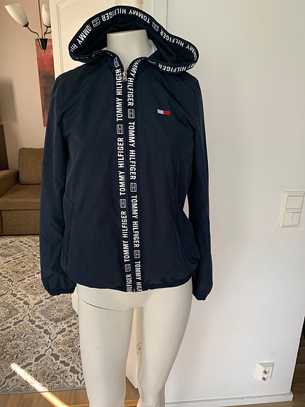 Tommy Hilfiger tuulitakki xs/s