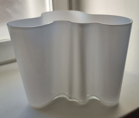 Alvar Aalto maljakko valkoinen