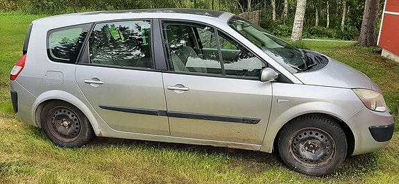 Renault Megane Scenic 2006 2.0 purkuosia
