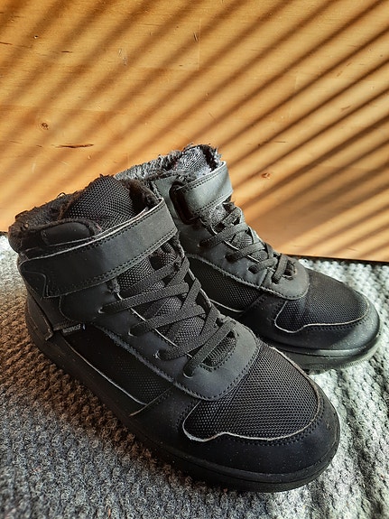 Take off sneakerit musta koko 37
