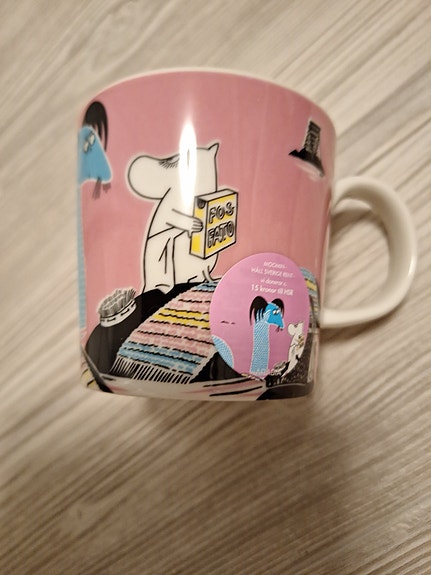 Muumi muki Ruotsi pinkki tarra
