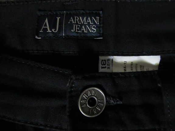 Mustat Armani Jeans housut (naisten)