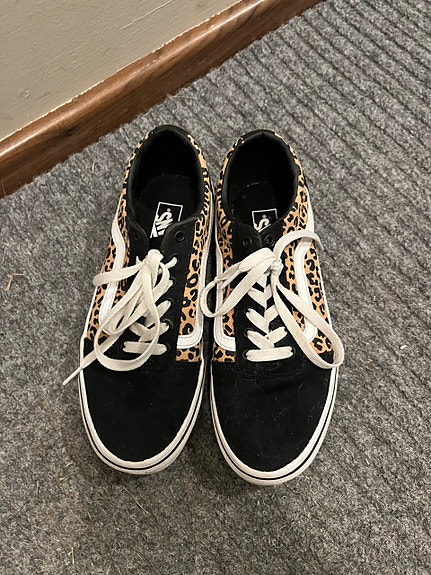 Vans "off the wall" kengät koko 36 ehdota hintaa!