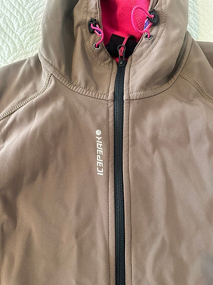 Naisten icepeak takki koko 38