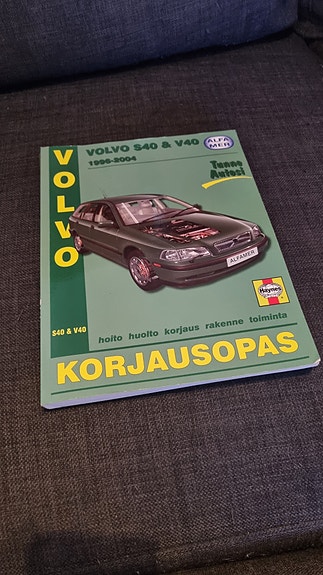 Volvo S40 ja V40 korjausopas