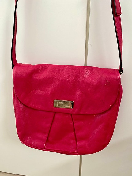 Marc Jacobs crossbody laukku vadelmanpunainen
