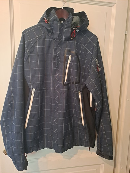 Product image 1 of 7