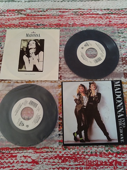 Product image 1 of 4