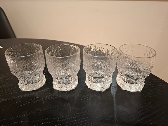 Iittala Aslak laseja 12l ja snapsilaseja