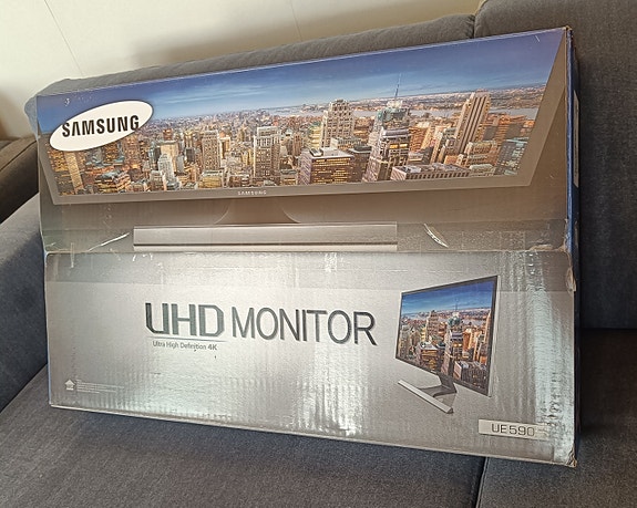 Samsung U28E590D, UHD monitori