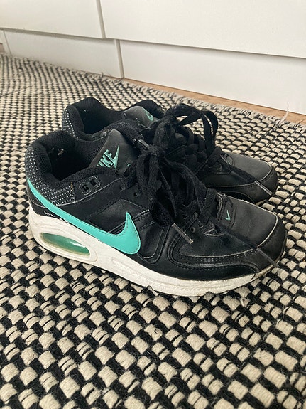 Nike Air lenkkarit 36