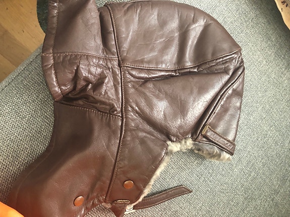 Product image 1 of 4