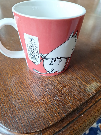 Muumimamma muki tarra uusi
