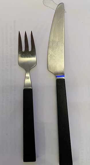 Fiskars Triennale Deluxe pieni haarukka ja veitsi
