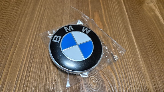 BMW 74mm merkki