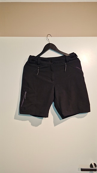 Icepeak shortsit 36