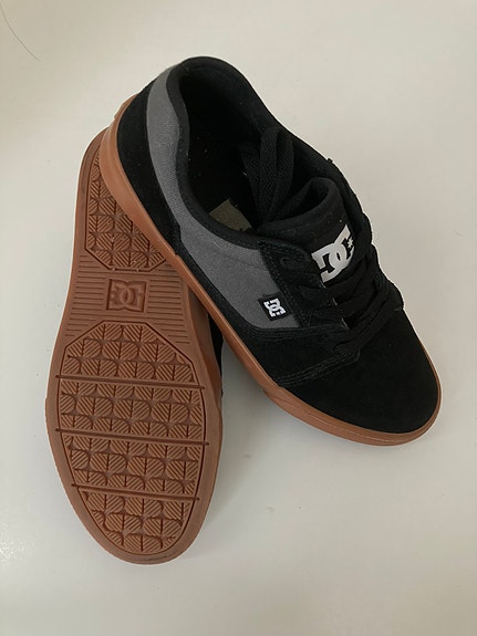 DC Skeitti kengät 38.5