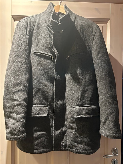 Product image 1 of 4