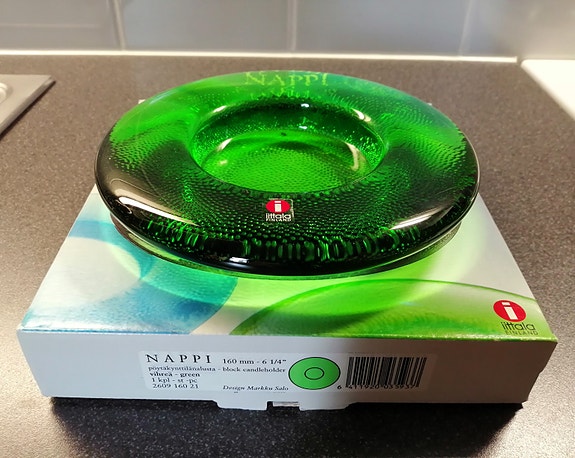 Iso Iittala Nappi 160mm Pöytäkynttilänalusta, Vihreä.