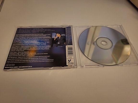 Product image 2 of 3